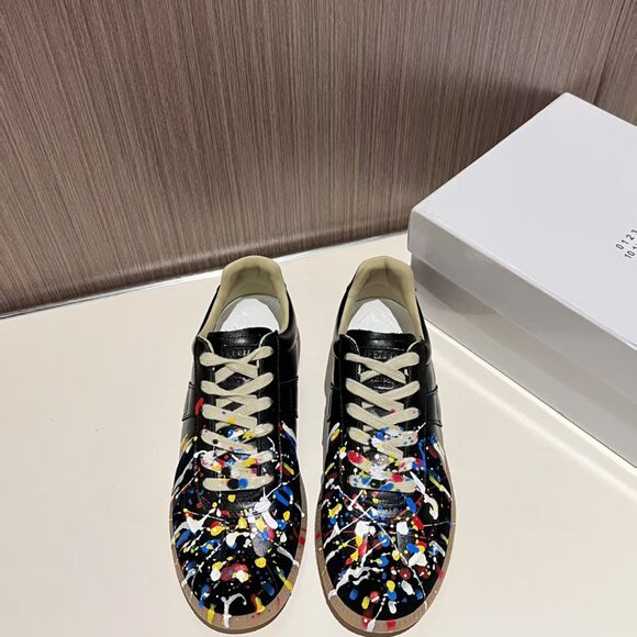 Maison Margiela Men's multi Trainers - Picture 2 of 6